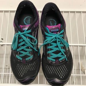 Brooks Ghost 9 Athletic Shoes